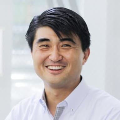 郷治友孝
